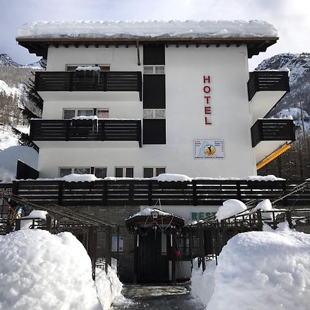 B&B Matterhorn Golf Randa Exteriör bild