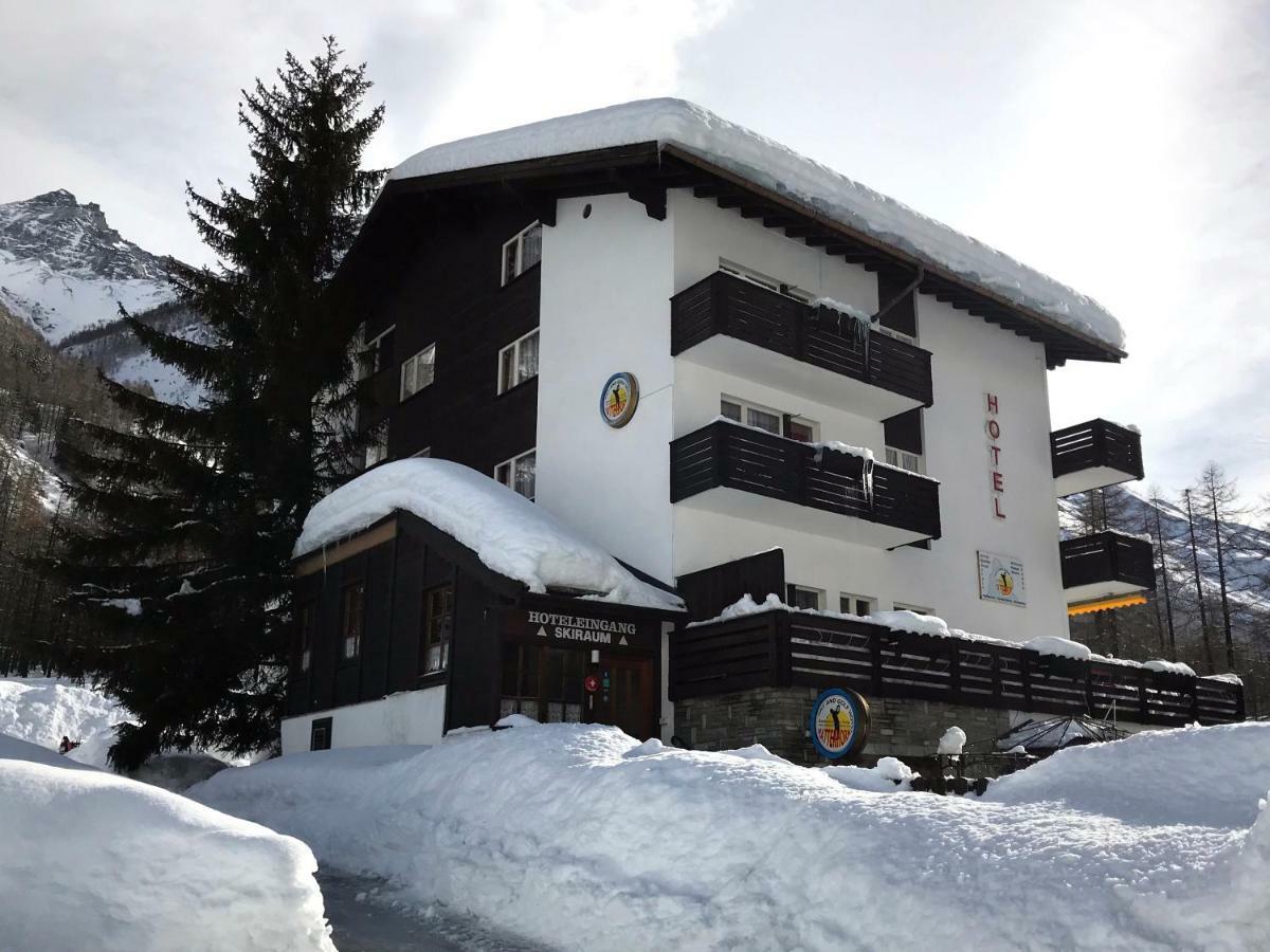 B&B Matterhorn Golf Randa Exteriör bild